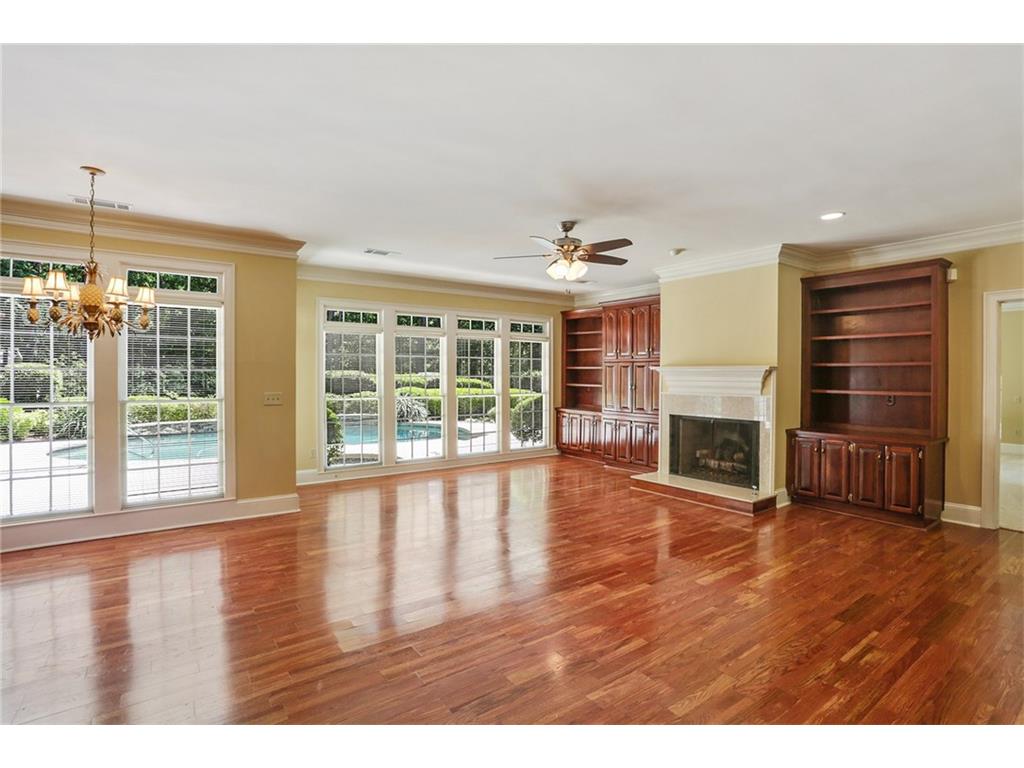 4300 Oakvale Lane NW, Kennesaw, GA 30152