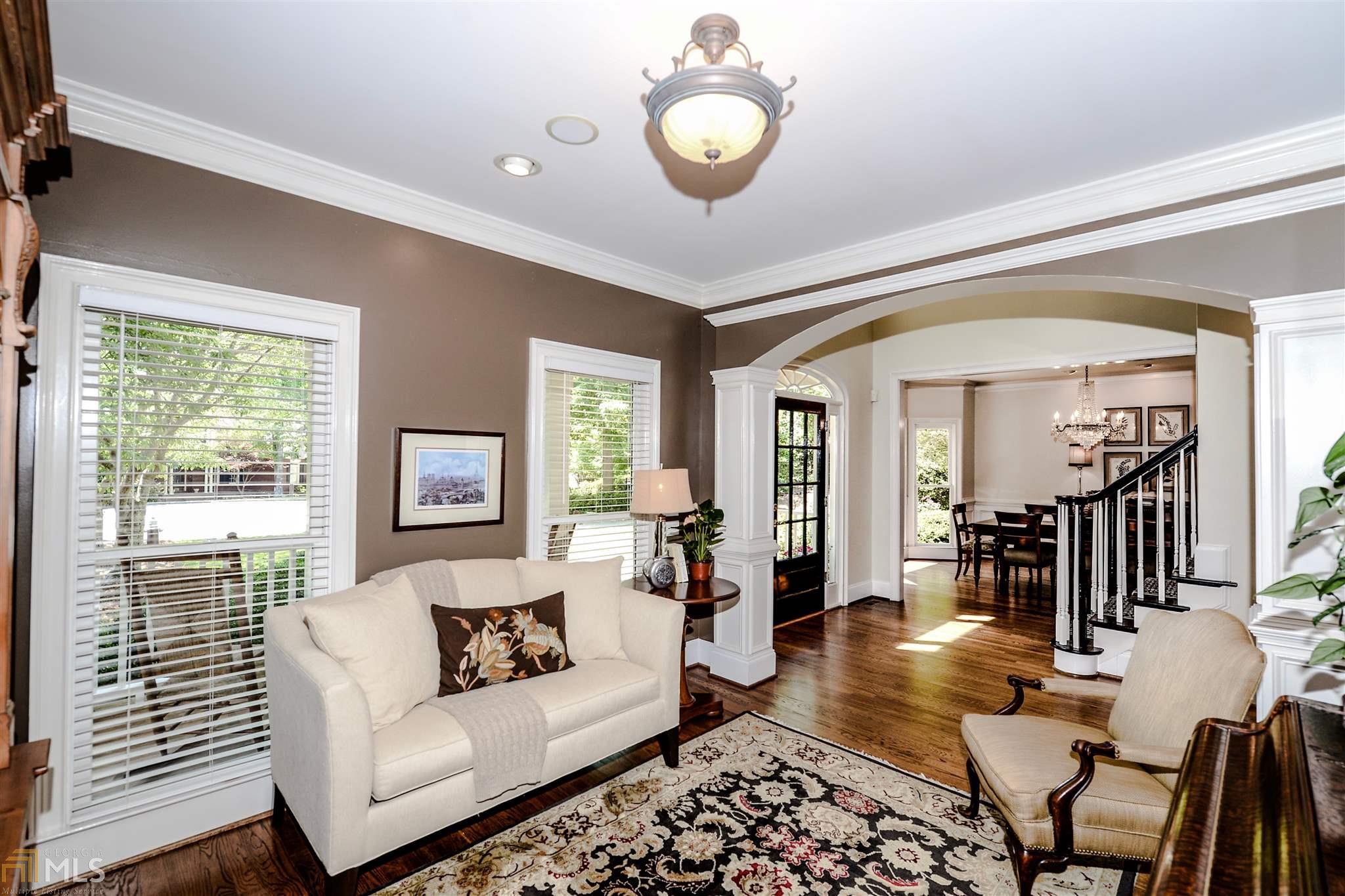 1055 Timberwale Ln, Kennesaw, GA 30152