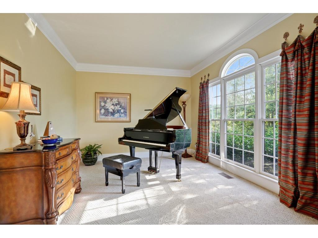 827 Registry Terrace NW, Kennesaw, GA 30152