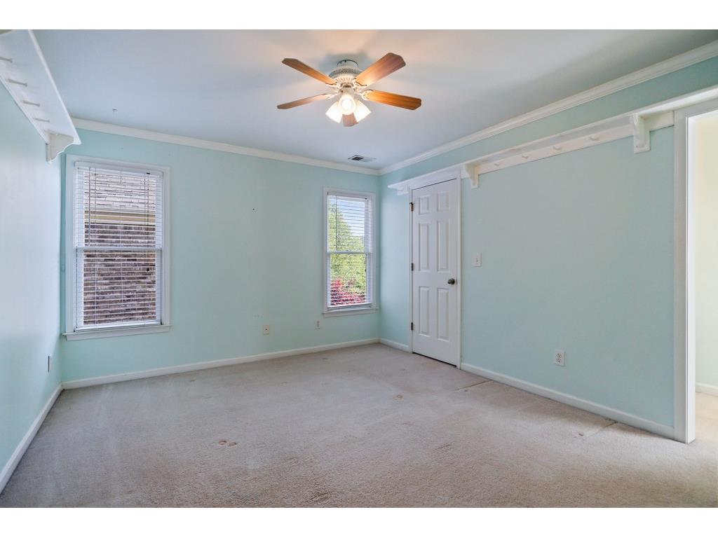 827 Registry Terrace NW, Kennesaw, GA 30152