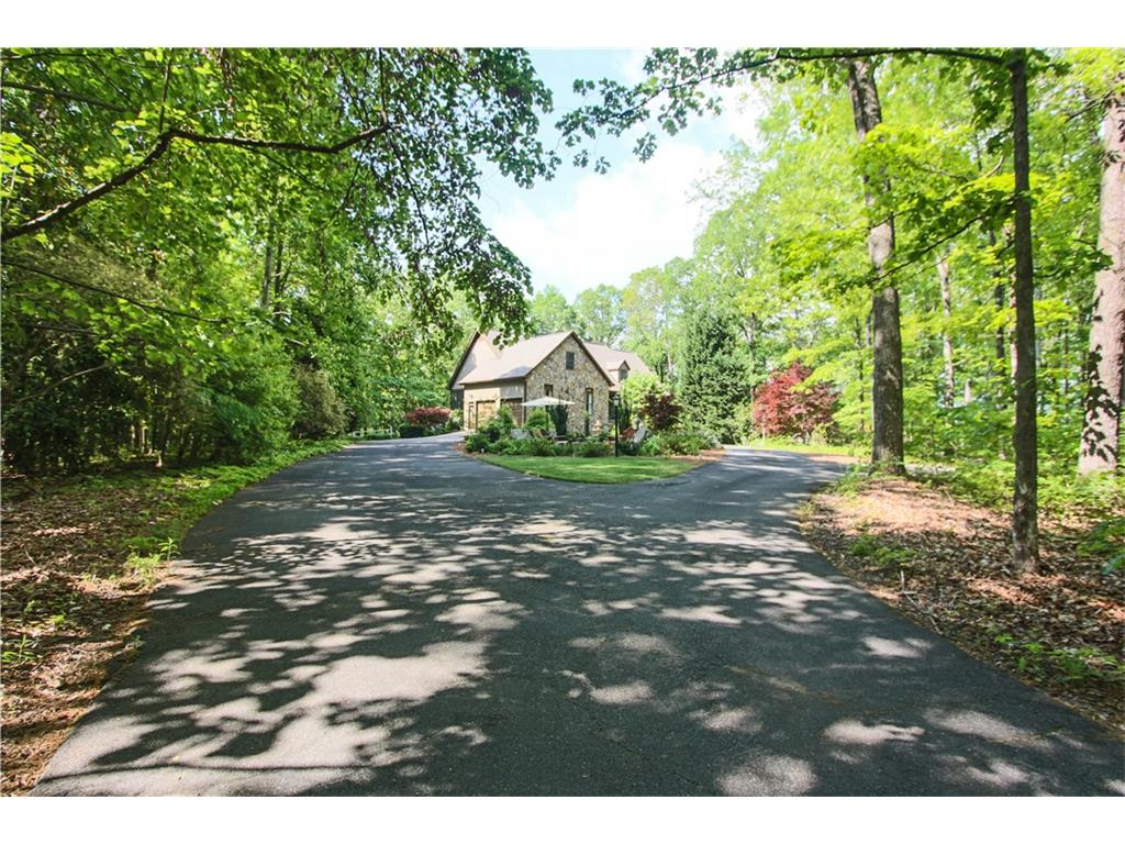 1271 Hamilton Road, Kennesaw, GA 30152