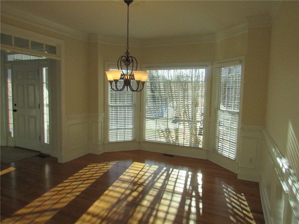 1040 Cockrell Drive NW, Kennesaw, GA 30152