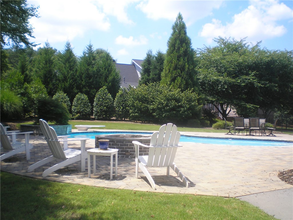 1319 Marietta Country Club Drive NW, Kennesaw, GA 30152
