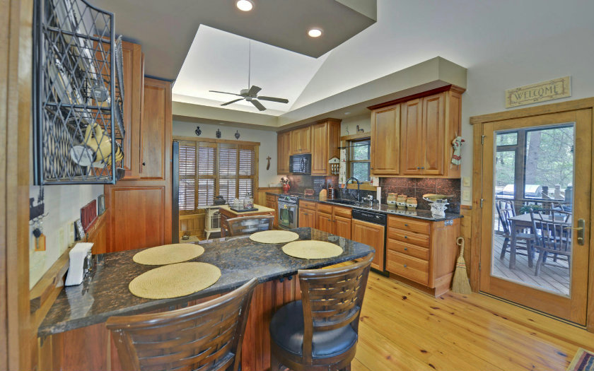 94 SPRUCE COURT, Talking Rock, GA 30175