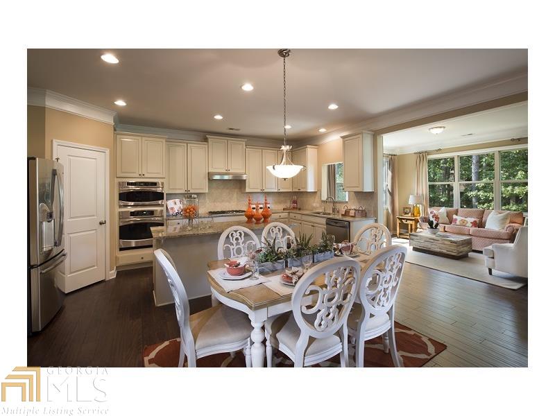 444 Silver Brook Dr, Woodstock, GA 30188