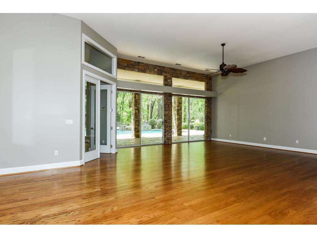 2101 Mountain Cove Court, Woodstock, GA 30188