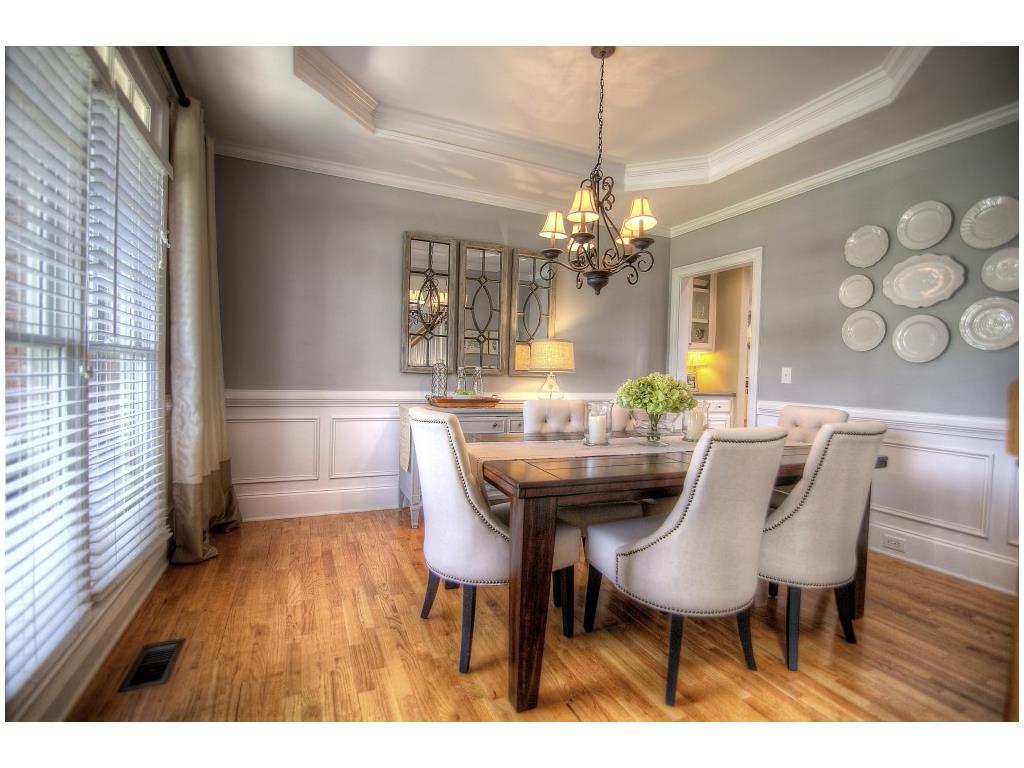 302 Brooke Manor Court, Woodstock, GA 30188