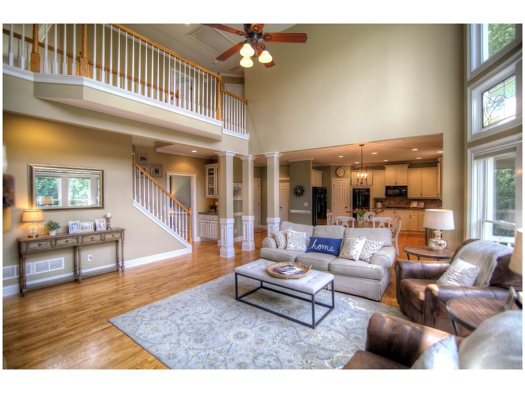 302 Brooke Manor Court, Woodstock, GA 30188