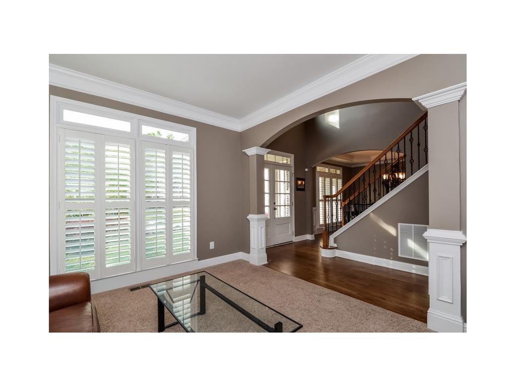 306 Birch Laurel, Woodstock, GA 30188