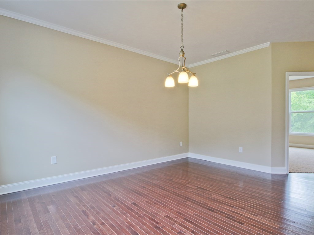 106 Millstone Manor Court, Woodstock, GA 30188