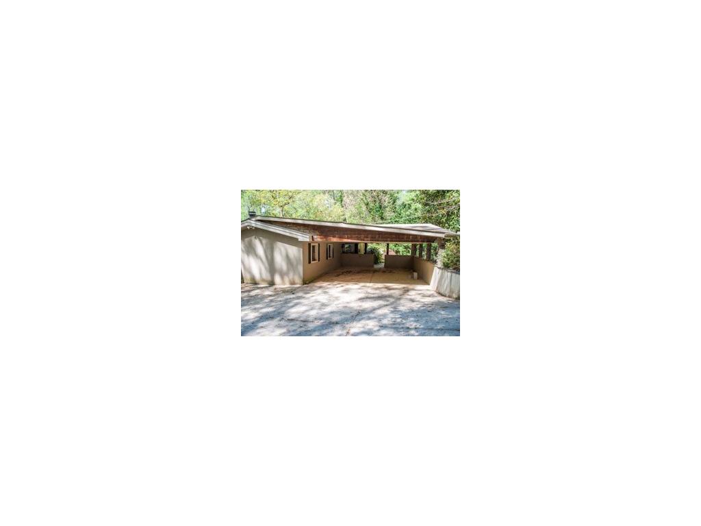 912 Pine Circle, Woodstock, GA 30189
