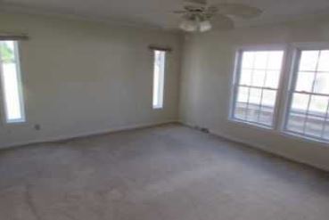 137b Weavers Lake Front RdJackson, GA, 30233Butts County