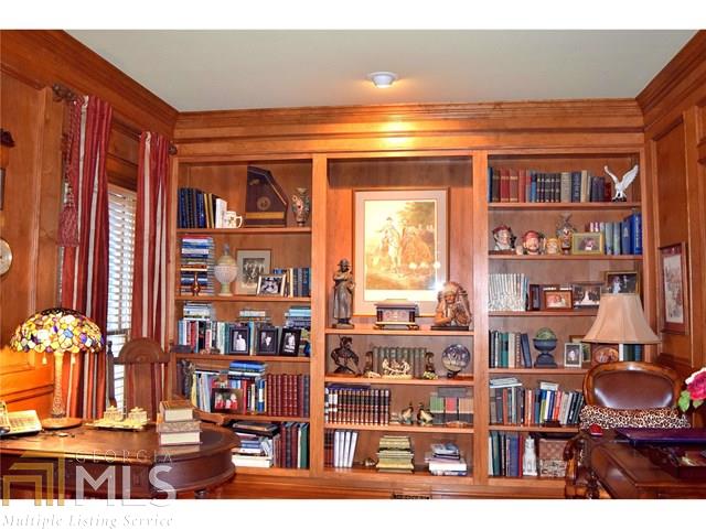 109 Deal Dr, LaGrange, GA 30240