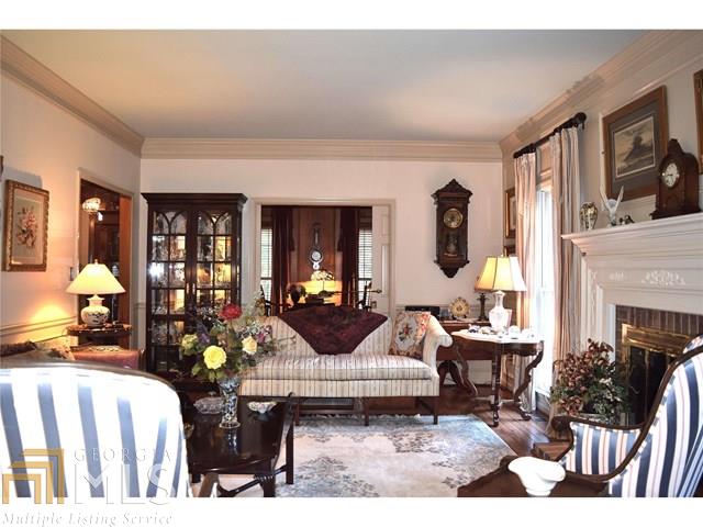 109 Deal Dr, LaGrange, GA 30240