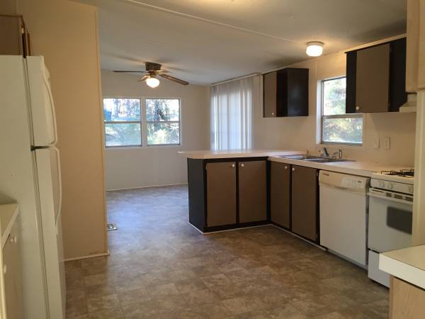 Indian Creek Mobile Home Community 129 Chickasaw DriveLocust Grove, GA 30248