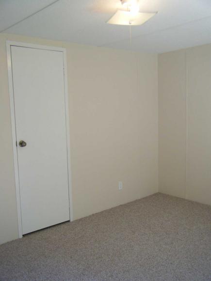 Indian Creek Mobile Home Community 129 Chickasaw DriveLocust Grove, GA 30248