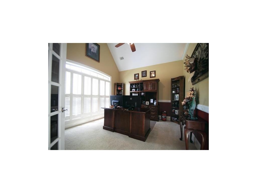 108 Whitestone Drive, Mcdonough, GA 30253
