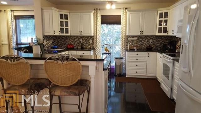 175 J D Walton Rd, Newnan, GA 30263