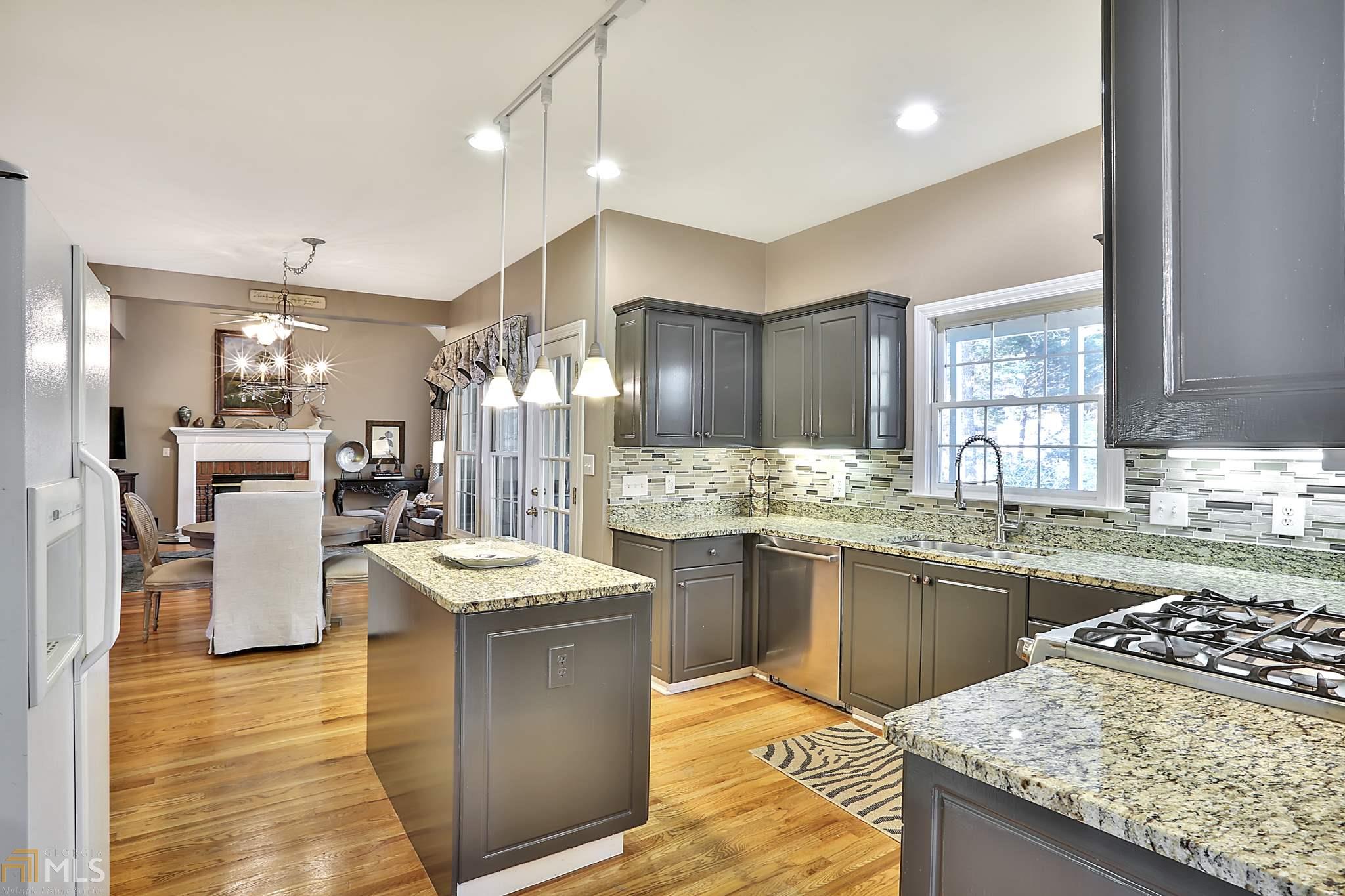 845 Southern Shore Dr, Peachtree City, GA 30269