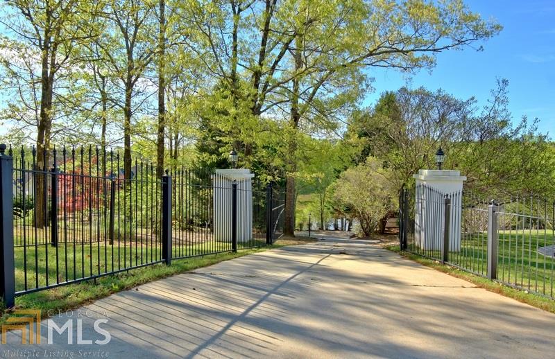 70 Trevino Trl, Sharpsburg, GA 30277
