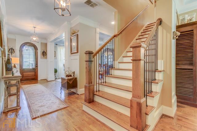 64 WYNNWARD Way, Sharpsburg, United States 30277