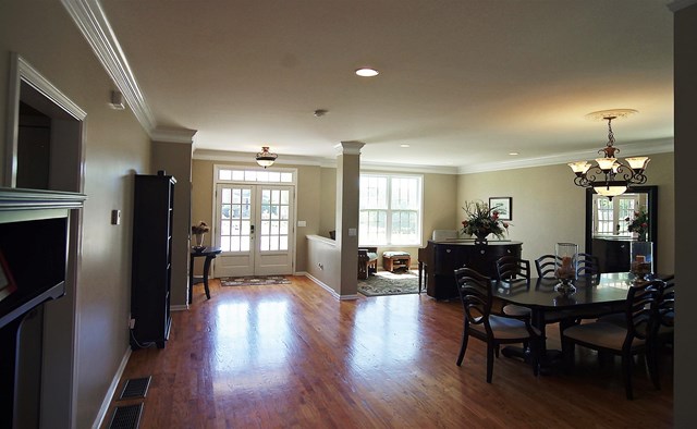 102 Keswick Manor Dr, Tyrone, United States 30290