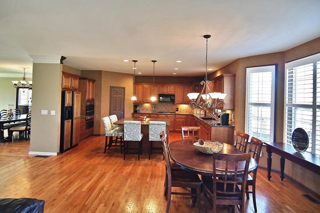 102 Keswick Manor Dr, Tyrone, United States 30290