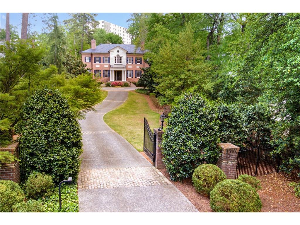 2883 Andrews Drive NW, Atlanta, GA 30305