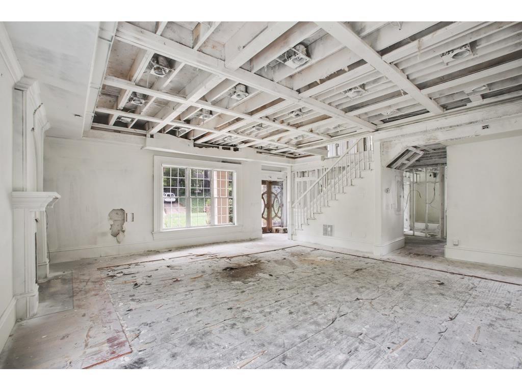 50 Lakeland Drive NW, Atlanta, GA 30305