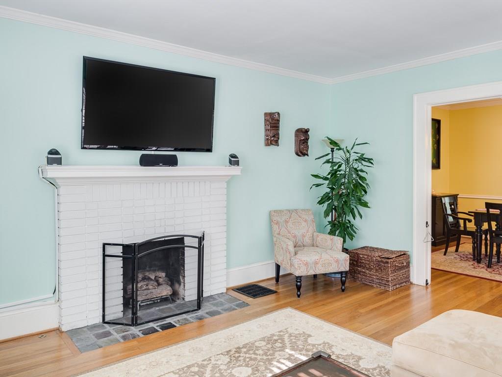 125 Peachtree Hills Avenue NE, Atlanta, GA 30305