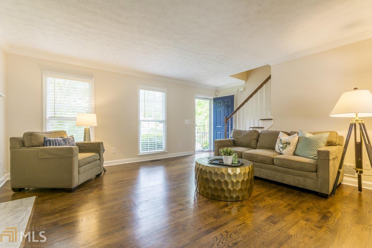 3233 W Shadowlawn Ave, Atlanta, GA 30305