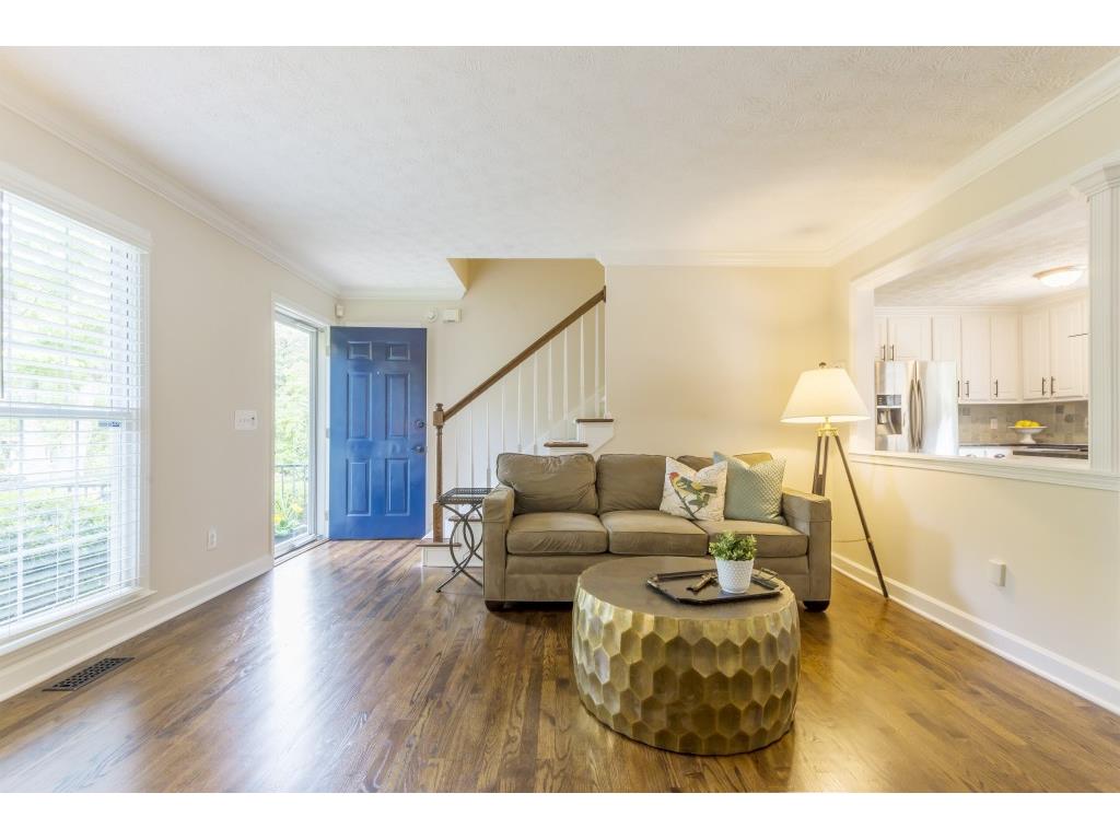 3233 W Shadowlawn Avenue NE, Atlanta, GA 30305