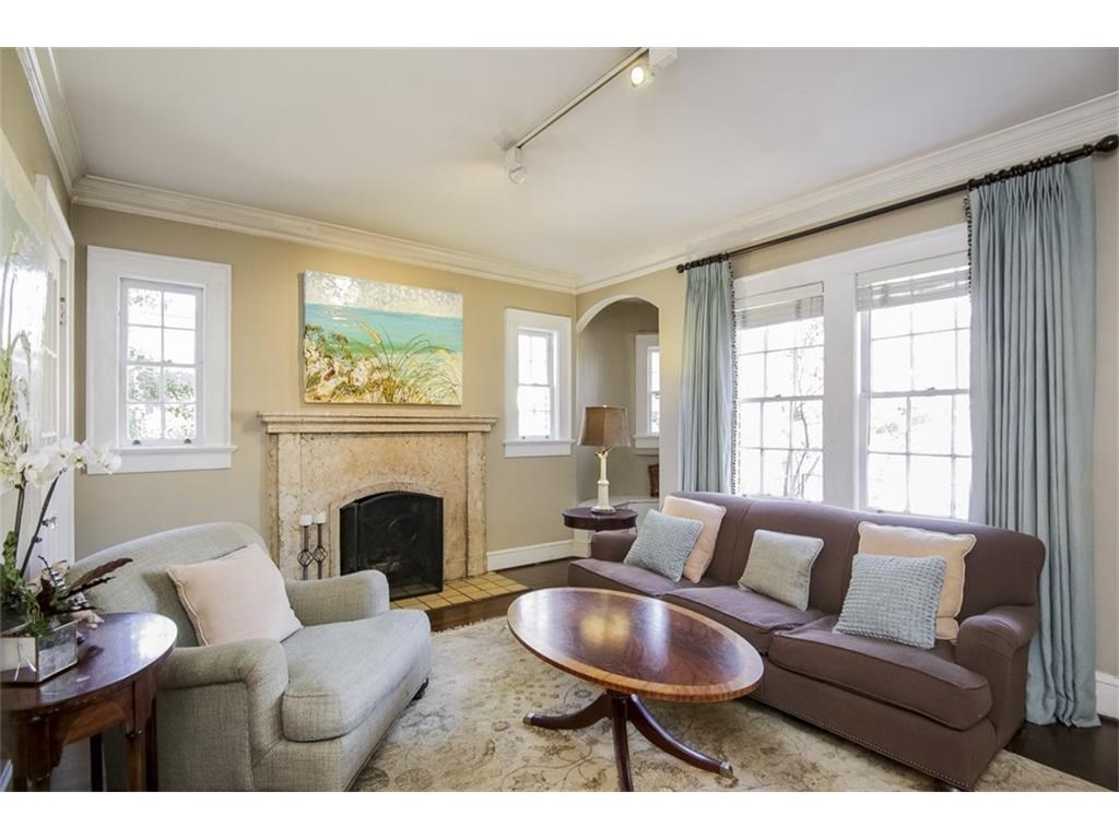 245 Peachtree Way NE, Atlanta, GA 30305