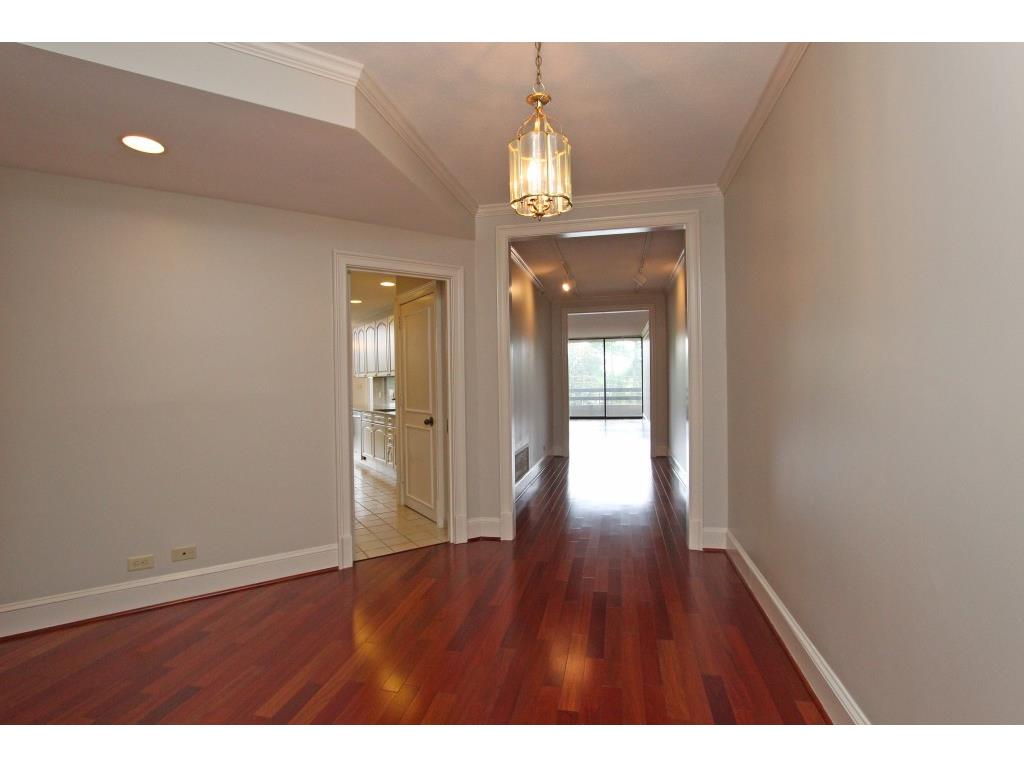 2660 Peachtree Road NW, Atlanta, GA 30305