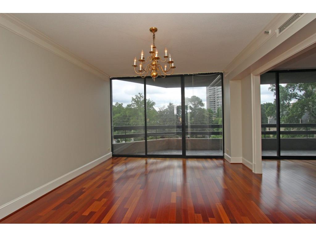 2660 Peachtree Road NW, Atlanta, GA 30305