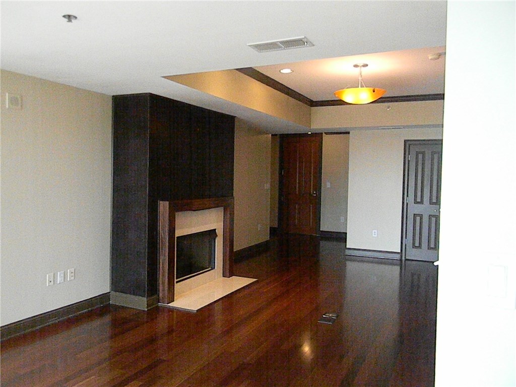 2881 Peachtree Road, Atlanta, GA 30305