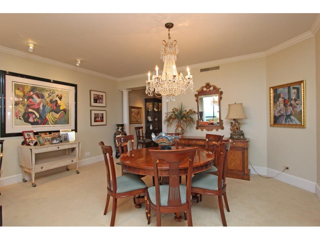 2660 Peachtree Road NW, Atlanta, GA 30305