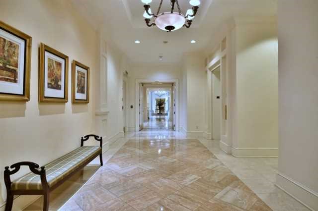 2500 Peachtree Rd, Atlanta, United States 30305