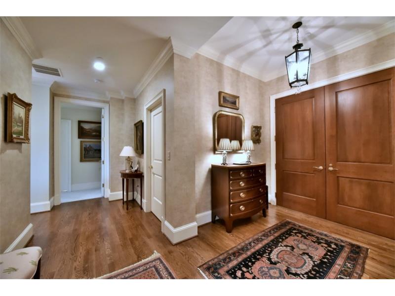 2500 Peachtree Road, Atlanta, United States 30305