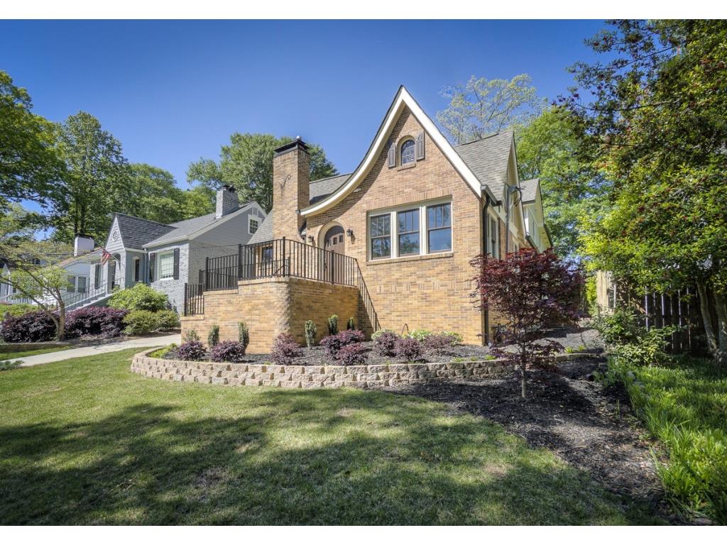 2580 Acorn Avenue NE, Atlanta, GA 30305