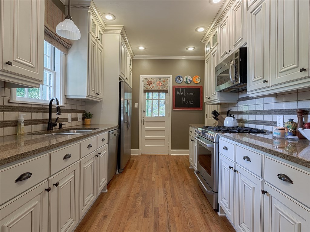 453 E Wesley Road NE, Atlanta, GA 30305