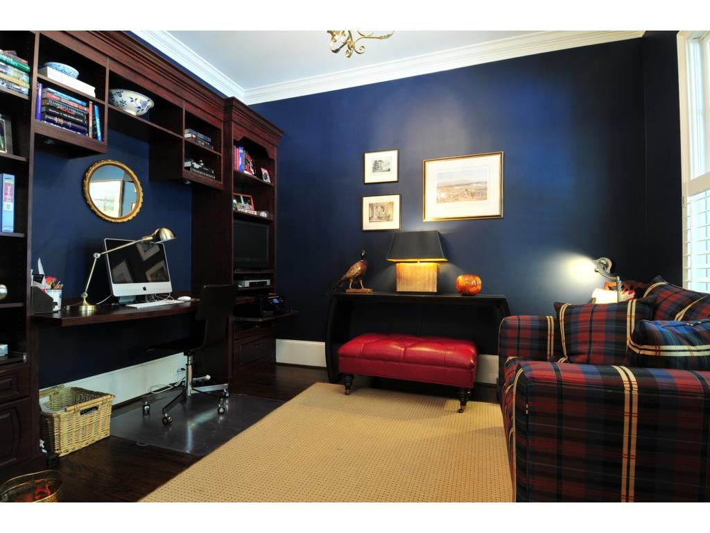 2573 Acorn Avenue, Atlanta, GA 30305