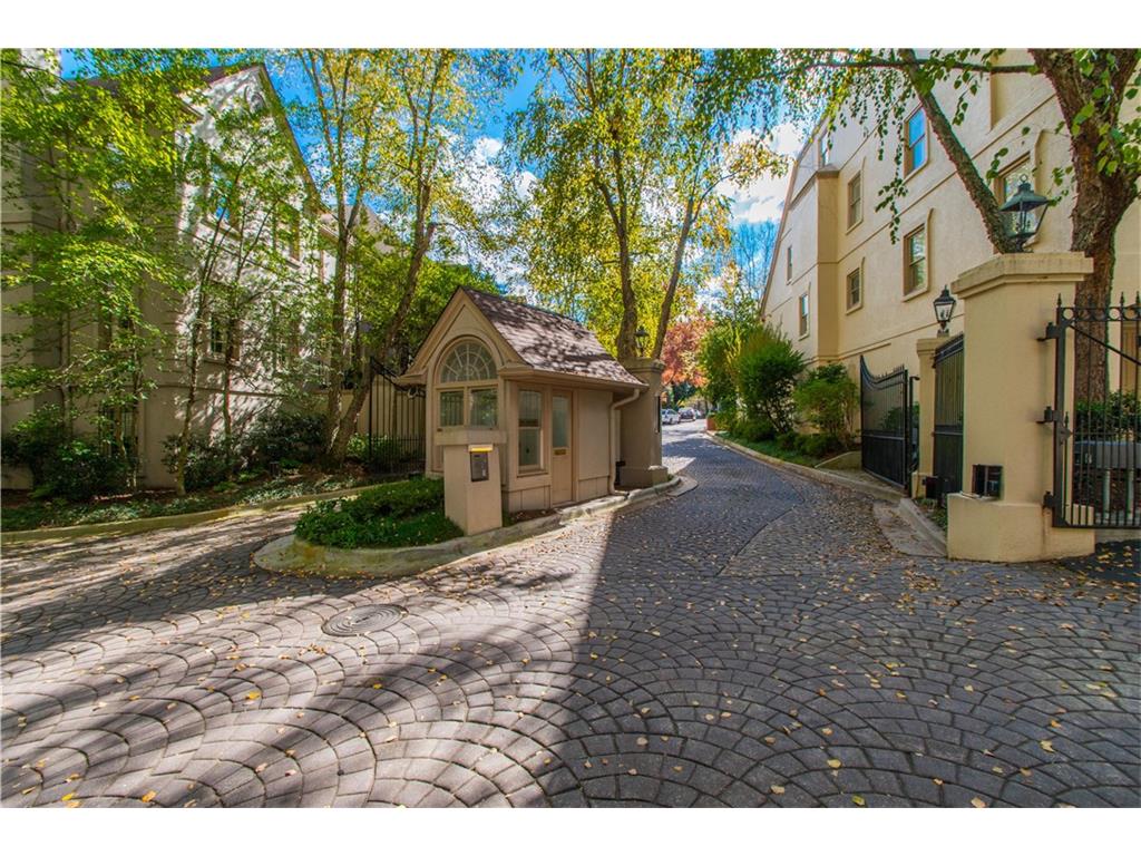 2525 Peachtree Road NE, Atlanta, GA 30305