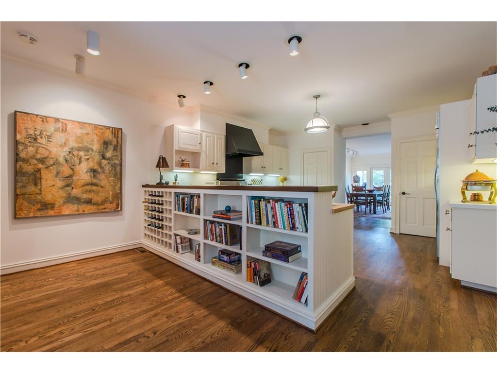2525 Peachtree Road NE, Atlanta, GA 30305