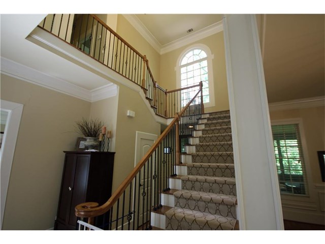 2690 Dellwood Dr, Atlanta, United States 30305