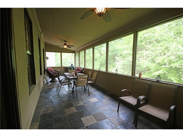 2690 Dellwood Dr, Atlanta, United States 30305