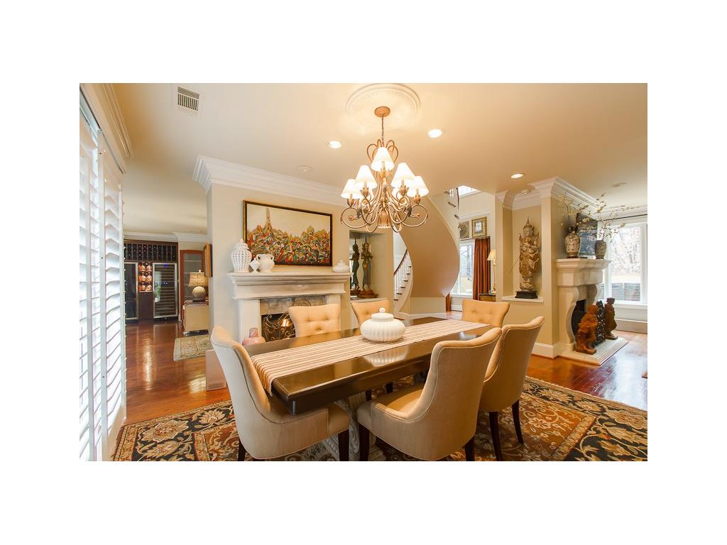2960 Pharr Court South NW, Atlanta, GA 30305