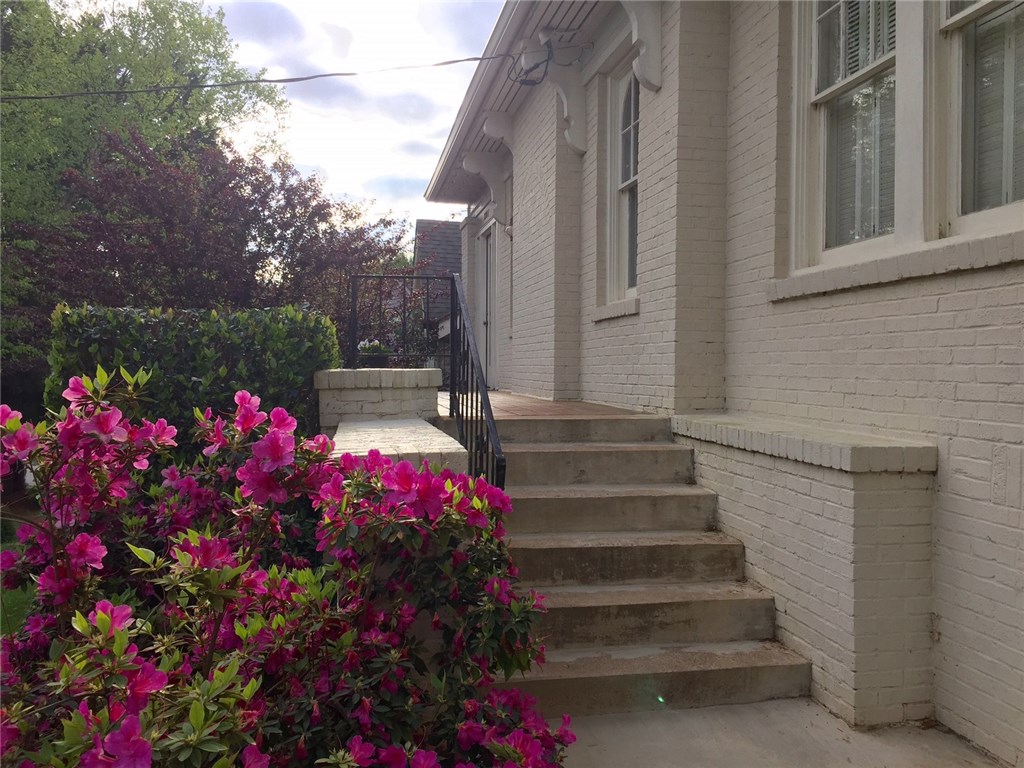 1081 McLynn Avenue NE, Atlanta, GA 30306