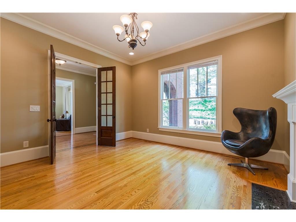 1152 Spring Valley Lane NE, Atlanta, GA 30306