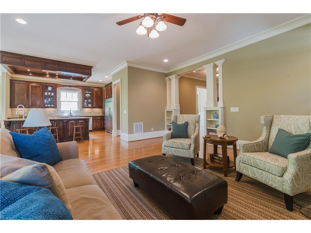 1152 Spring Valley Lane NE, Atlanta, GA 30306